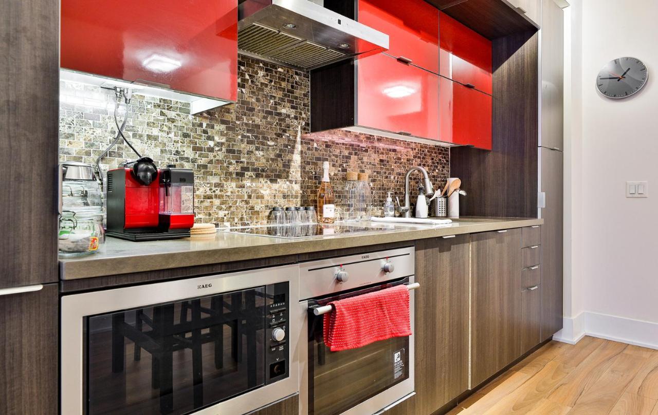 Luxury Condo Prime Location Toronto Exterior photo