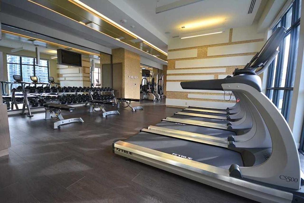 Luxury Condo Prime Location Toronto Exterior photo