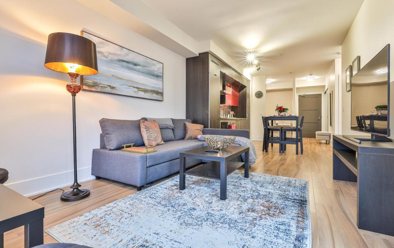 Luxury Condo Prime Location Toronto Exterior photo